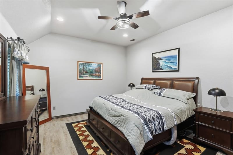 8904 Woodlawn Drive, Granbury TX 76049 - Photo 13