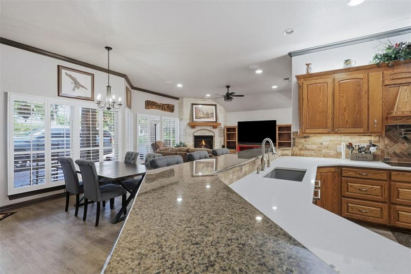 8904 Woodlawn Drive, Granbury TX 76049 - Photo 18