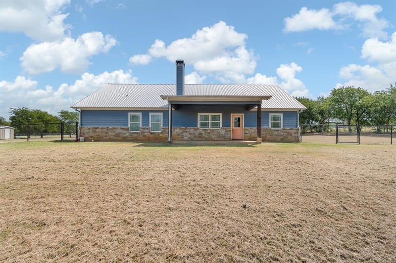 8868 County Road 1205, Grandview TX 76050 - Photo 26