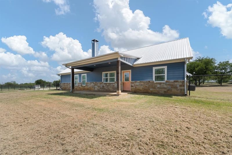 8868 County Road 1205, Grandview TX 76050 - Photo 25