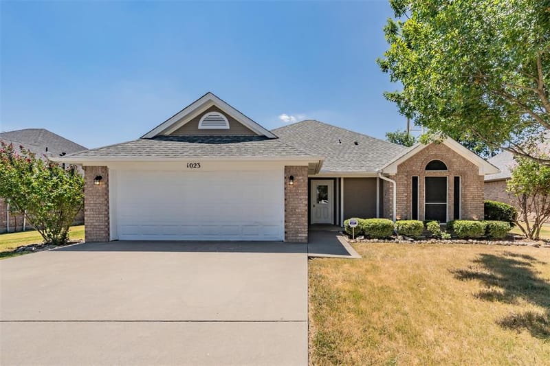 1023 Porter Place, Sanger TX 76266