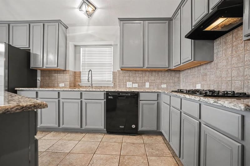 11 Mary Lou Court, Mansfield TX 76063 - Photo 11