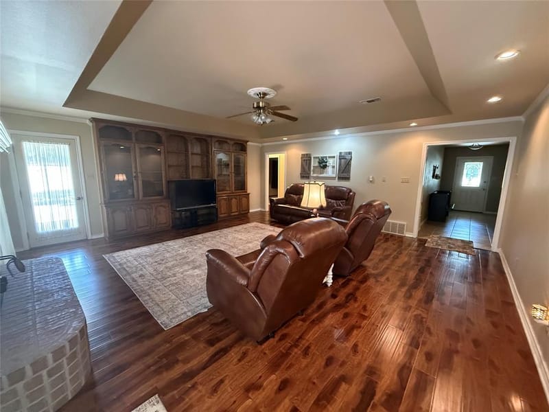 136 Busey Boulevard, Decatur TX 76234 - Photo 9