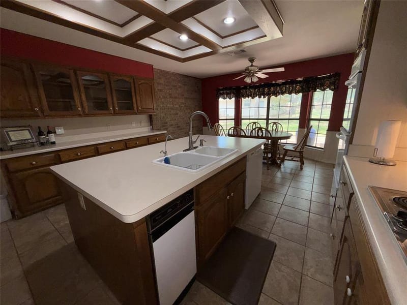 136 Busey Boulevard, Decatur TX 76234 - Photo 14