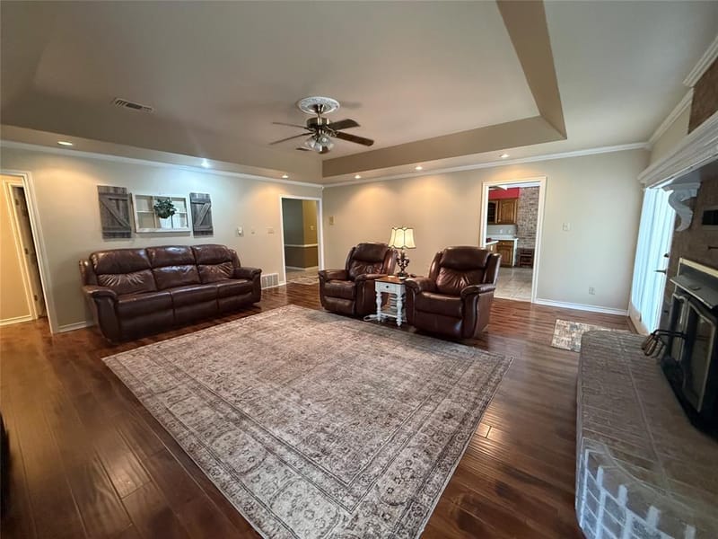 136 Busey Boulevard, Decatur TX 76234 - Photo 8