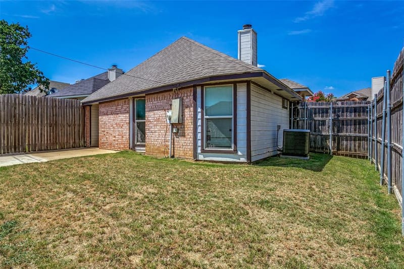 1228 Falcon Trail, Bedford TX 76021 - Photo 22