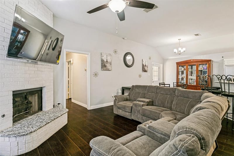 1228 Falcon Trail, Bedford TX 76021 - Photo 5
