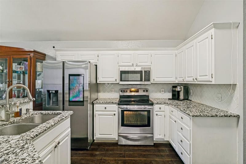 1228 Falcon Trail, Bedford TX 76021 - Photo 8