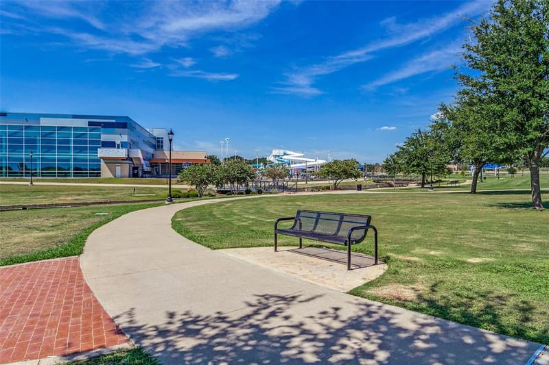 1228 Falcon Trail, Bedford TX 76021 - Photo 25