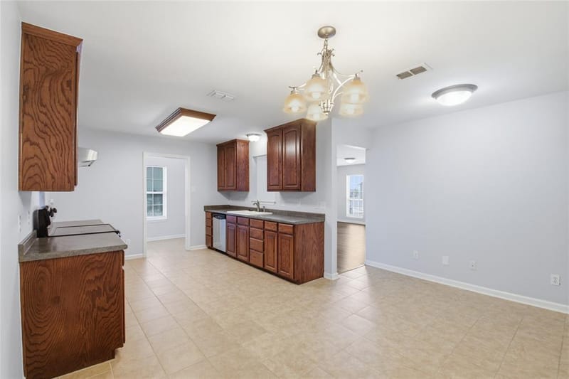 2323 Jodi Lane, Gainesville TX 76240 - Photo 9