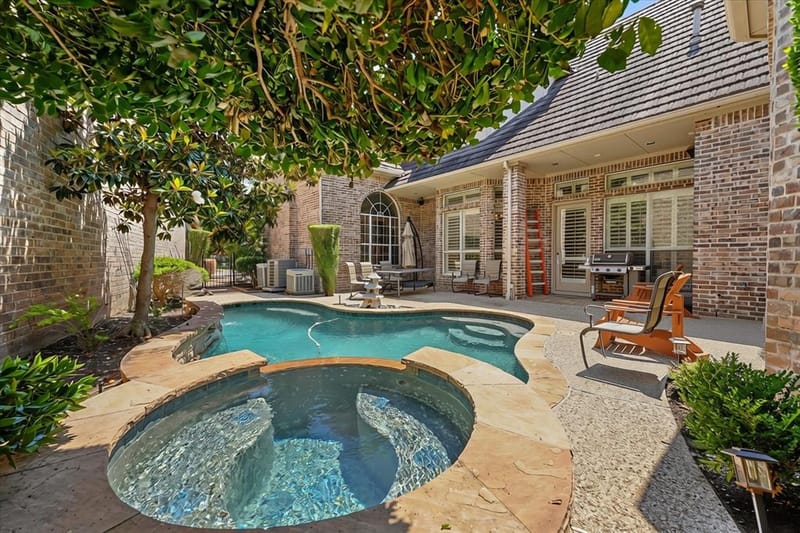 2349 Briar Court, Frisco TX 75034 - Photo 12