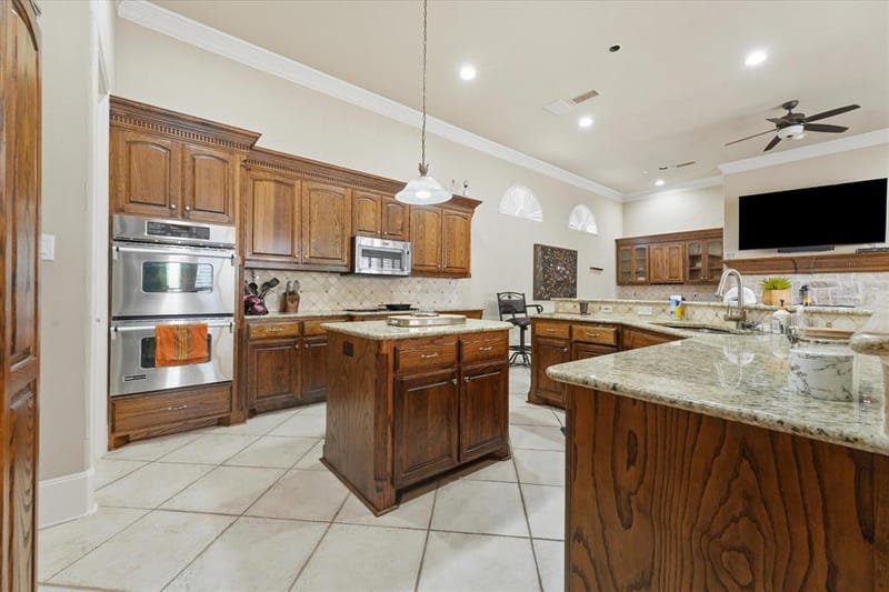 2349 Briar Court, Frisco TX 75034 - Photo 8