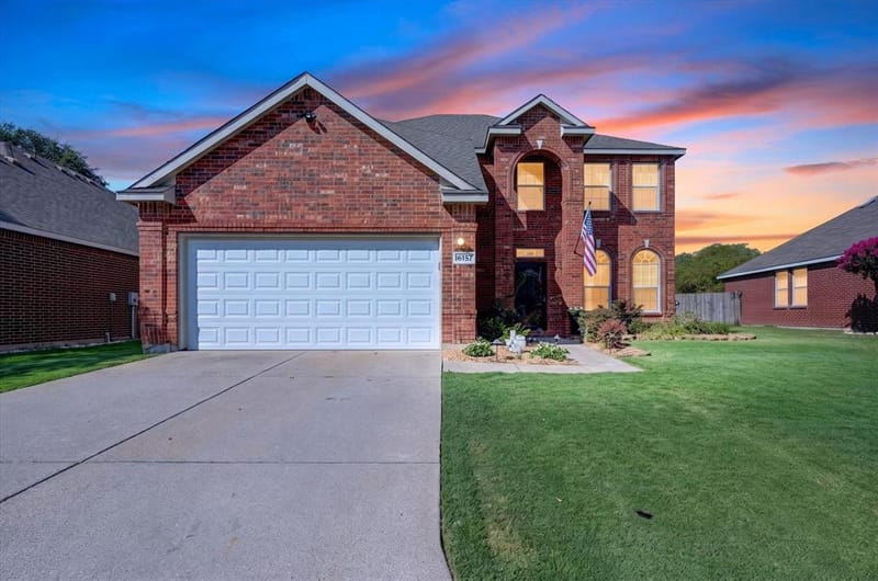 16157 Cowboy Trail, Fort Worth TX 76247 - Photo 3