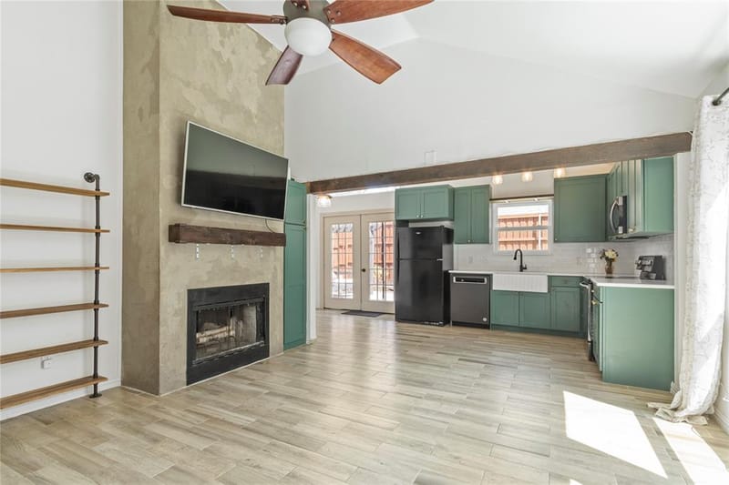 2041 Mallard Drive, Lewisville TX 75077 - Photo 3
