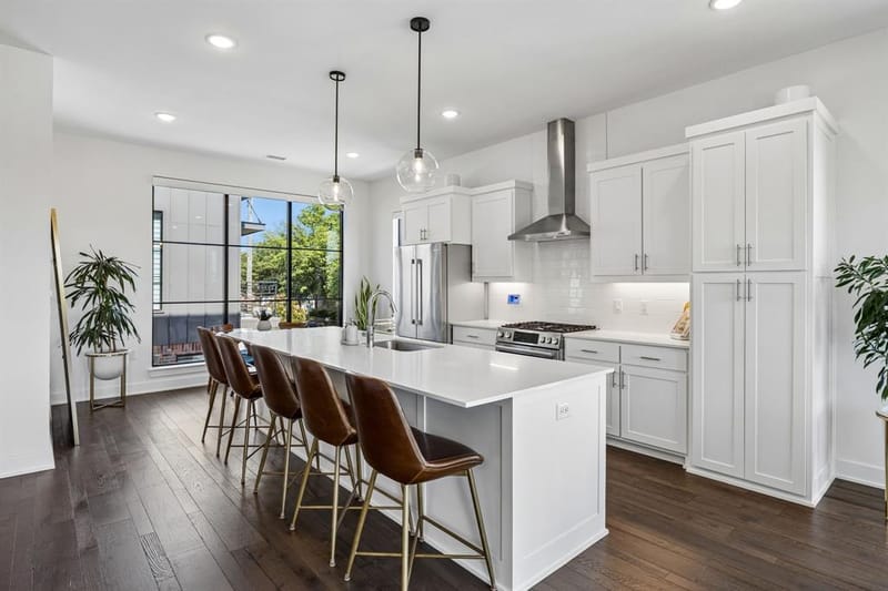 737 N Zang Boulevard # 103, Dallas TX 75208 - Photo 6