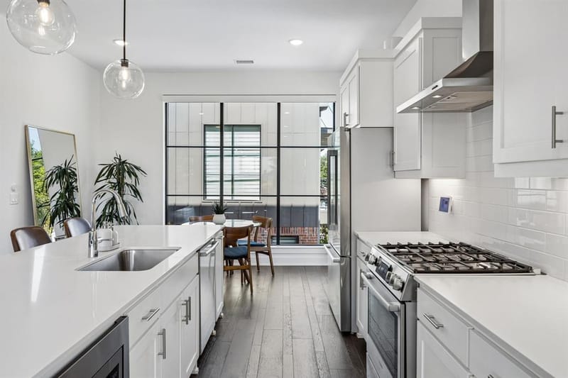 737 N Zang Boulevard # 103, Dallas TX 75208 - Photo 7