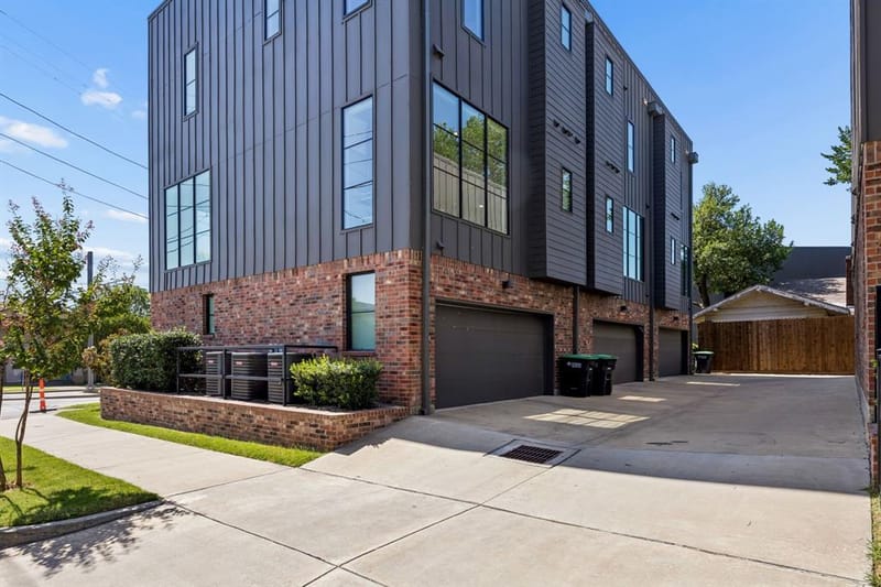 737 N Zang Boulevard # 103, Dallas TX 75208 - Photo 28
