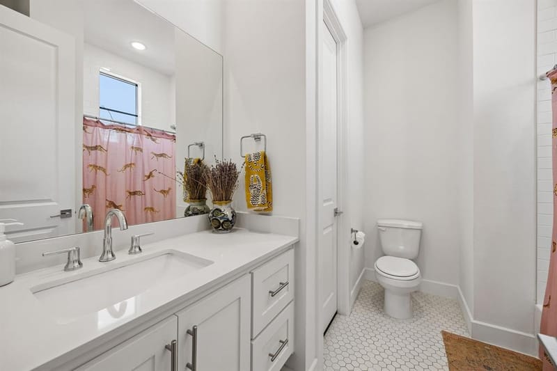 737 N Zang Boulevard # 103, Dallas TX 75208 - Photo 20