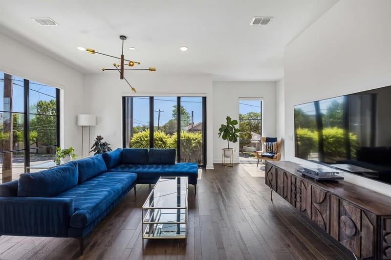 737 N Zang Boulevard # 103, Dallas TX 75208 - Photo 9