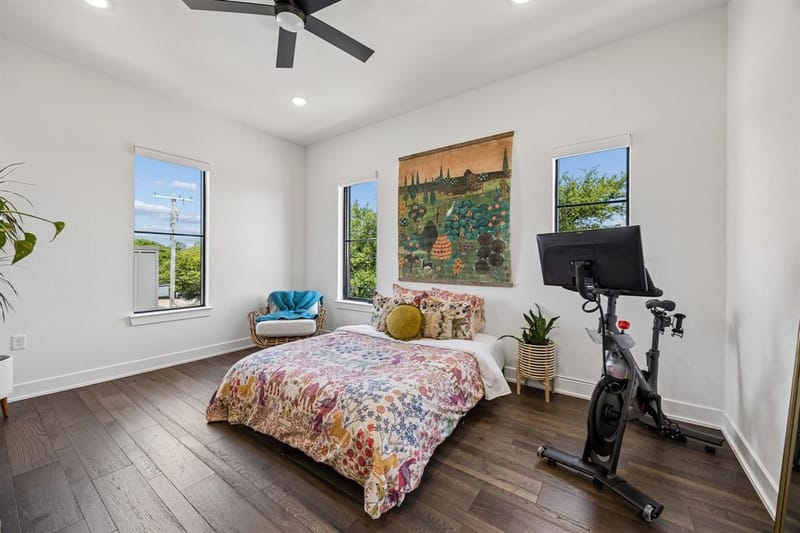 737 N Zang Boulevard # 103, Dallas TX 75208 - Photo 19