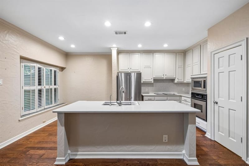 5126 Westgrove Drive # 5126, Dallas TX 75248 - Photo 9