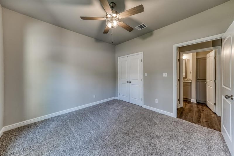 506 W OAK Street, Weatherford TX 76086 - Photo 6