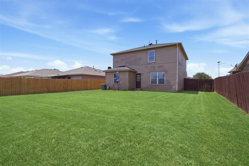 612 Lazy Crest Drive, Fort Worth TX 76140 - Photo 33