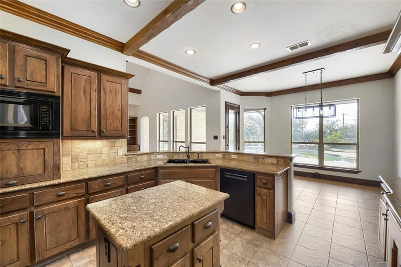 1501 Willow Tree Drive, Fort Worth TX 76052 - Photo 13