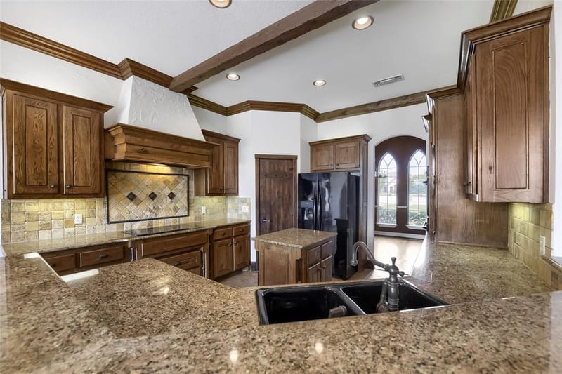 1501 Willow Tree Drive, Fort Worth TX 76052 - Photo 15