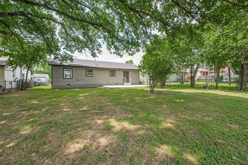 4401 Forbes Street, Fort Worth TX 76105 - Photo 23
