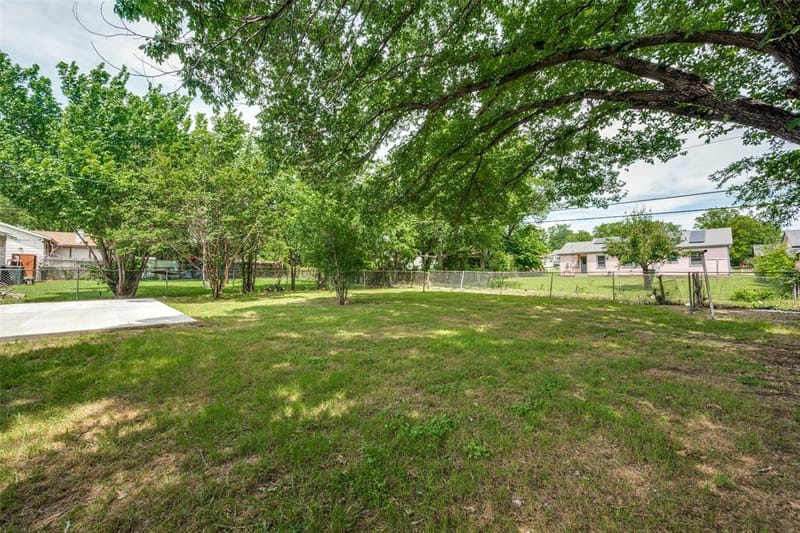4401 Forbes Street, Fort Worth TX 76105 - Photo 24