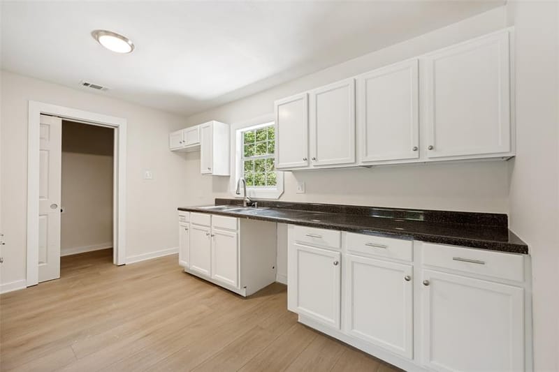 4401 Forbes Street, Fort Worth TX 76105 - Photo 10