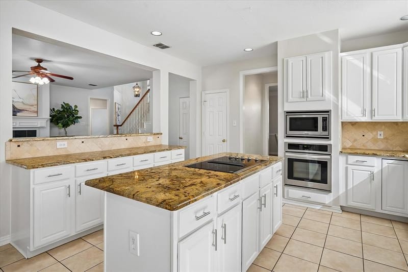 1600 Shadywood Lane, Flower Mound TX 75028 - Photo 9
