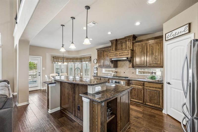 2261 Hideaway Pointe Drive, Little Elm TX 75068 - Photo 12