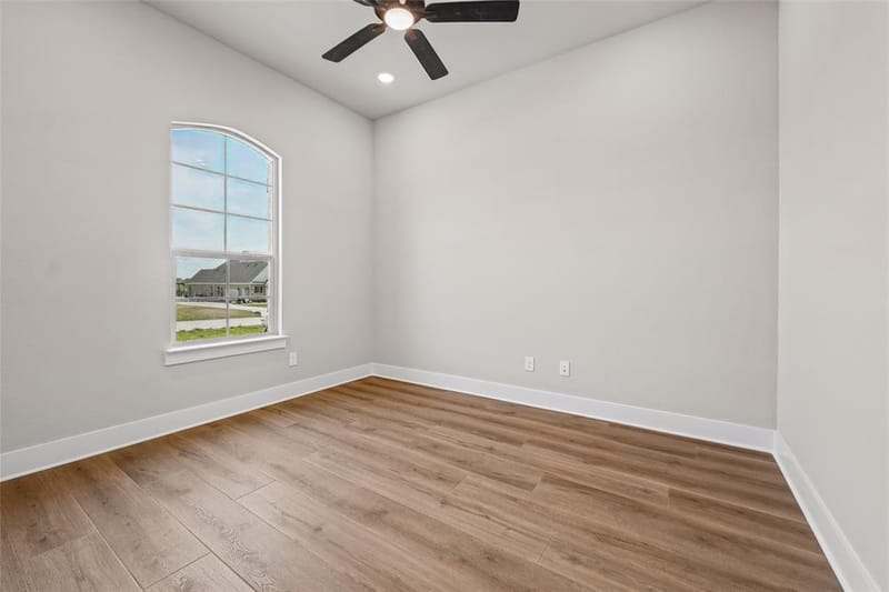 804 Valley Ridge Road, Van Alstyne TX 75495 - Photo 18