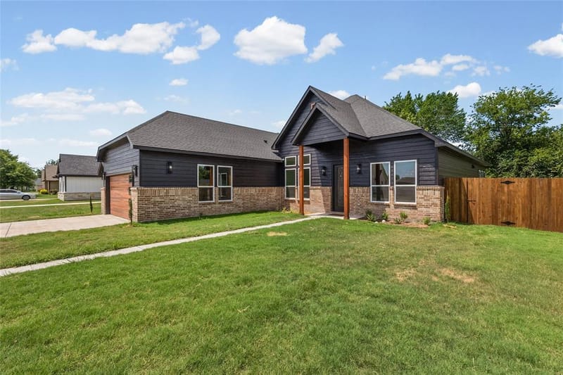 1500 Deer Trail, Commerce TX 75428 - Photo 4