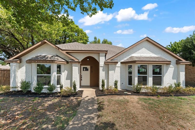 2113 Cedarwood Drive, Garland TX 75040