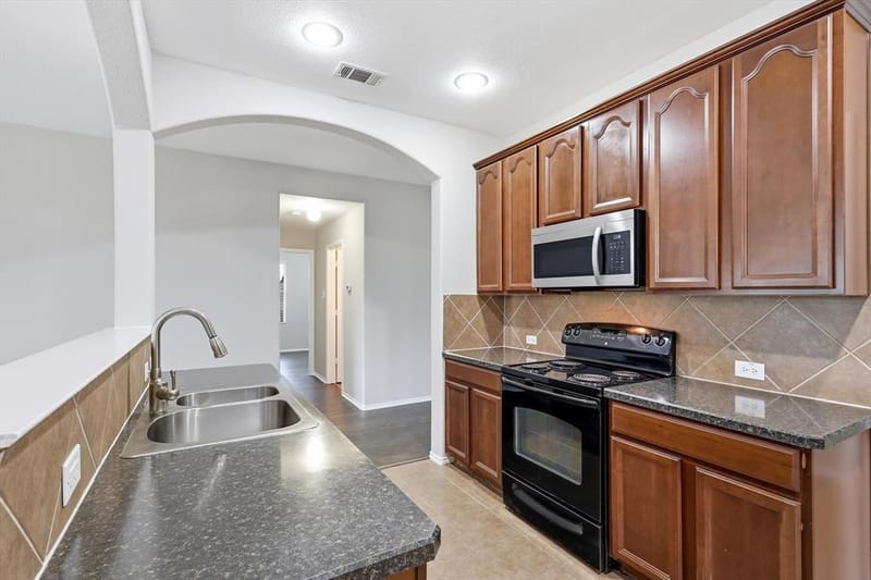 652 Lincoln Avenue, Lavon TX 75166 - Photo 17