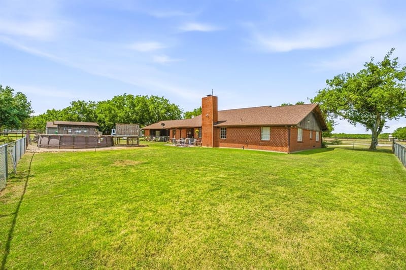 1642 Salesville Road, Mineral Wells TX 76067 - Photo 26
