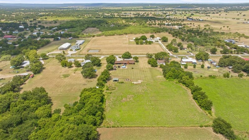 1642 Salesville Road, Mineral Wells TX 76067 - Photo 34