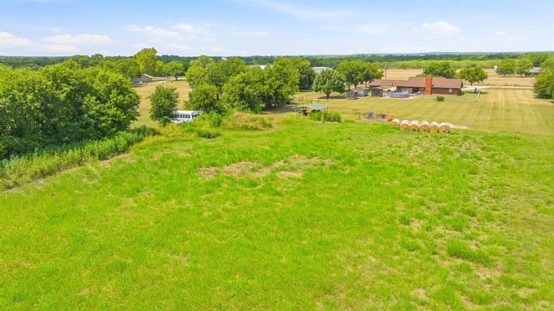 1642 Salesville Road, Mineral Wells TX 76067 - Photo 37