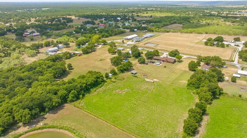 1642 Salesville Road, Mineral Wells TX 76067 - Photo 31