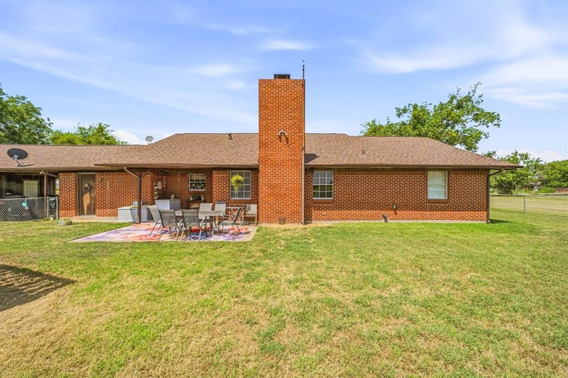 1642 Salesville Road, Mineral Wells TX 76067 - Photo 25