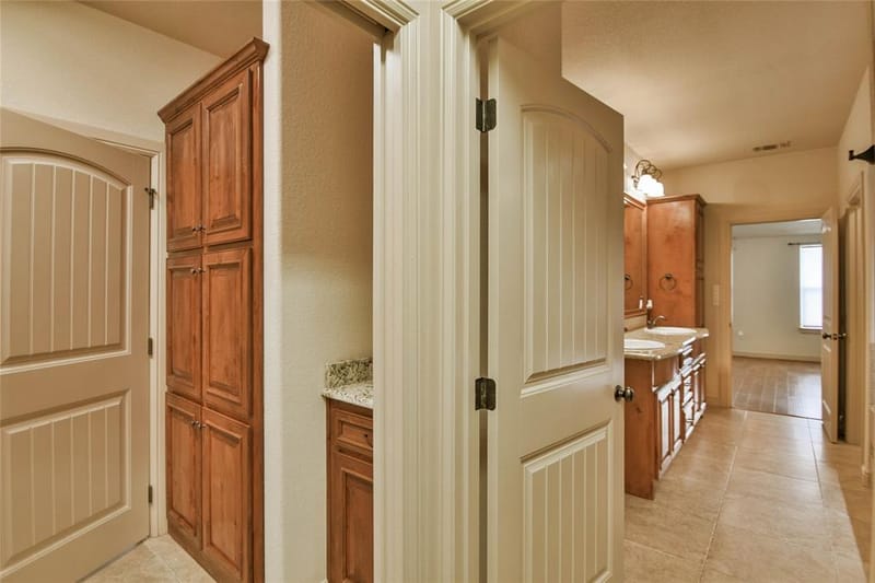 202 Captains Court, Granbury TX 76049 - Photo 27