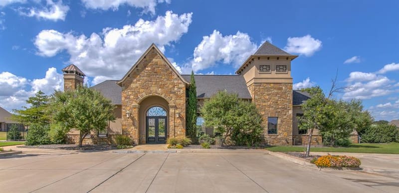 202 Captains Court, Granbury TX 76049 - Photo 36