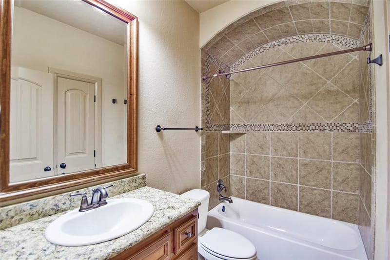 202 Captains Court, Granbury TX 76049 - Photo 31