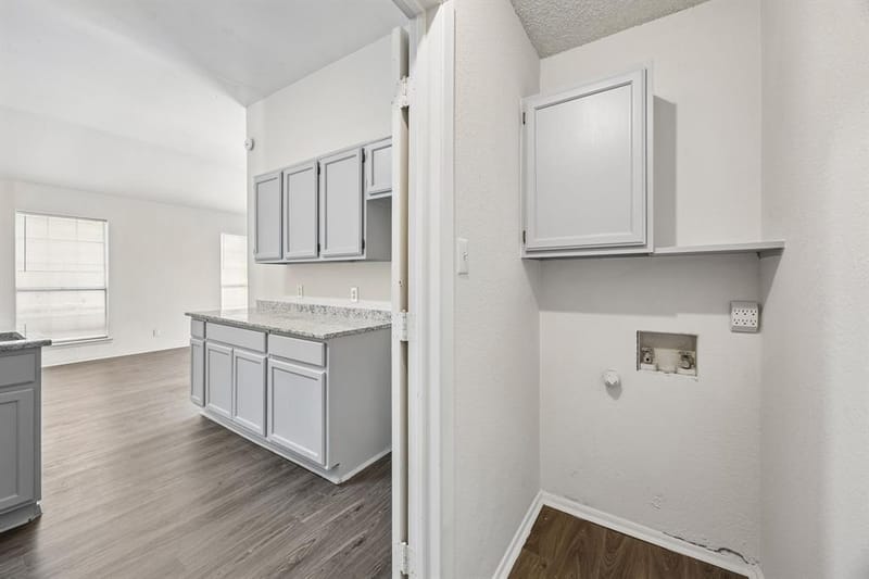 1041 Tennessee Trail, Arlington TX 76017 - Photo 13
