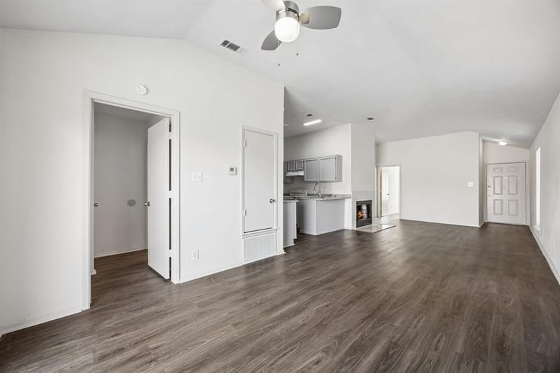 1041 Tennessee Trail, Arlington TX 76017 - Photo 8
