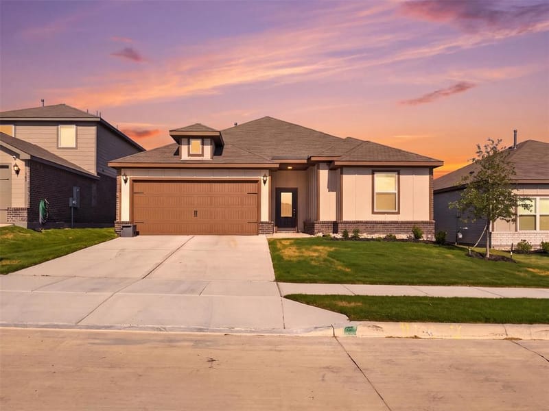 905 Cawthorne Trail, Fort Worth TX 76108 - Photo 2