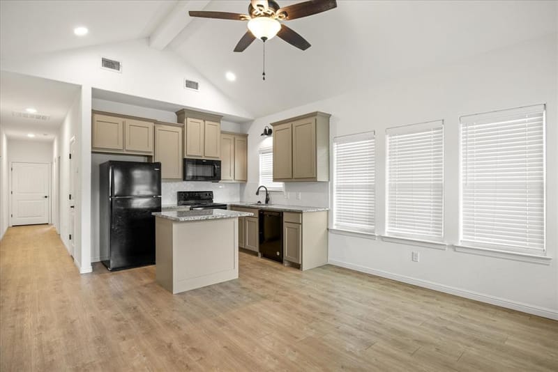 511 W 5th Street, Tolar TX 76476 - Photo 7